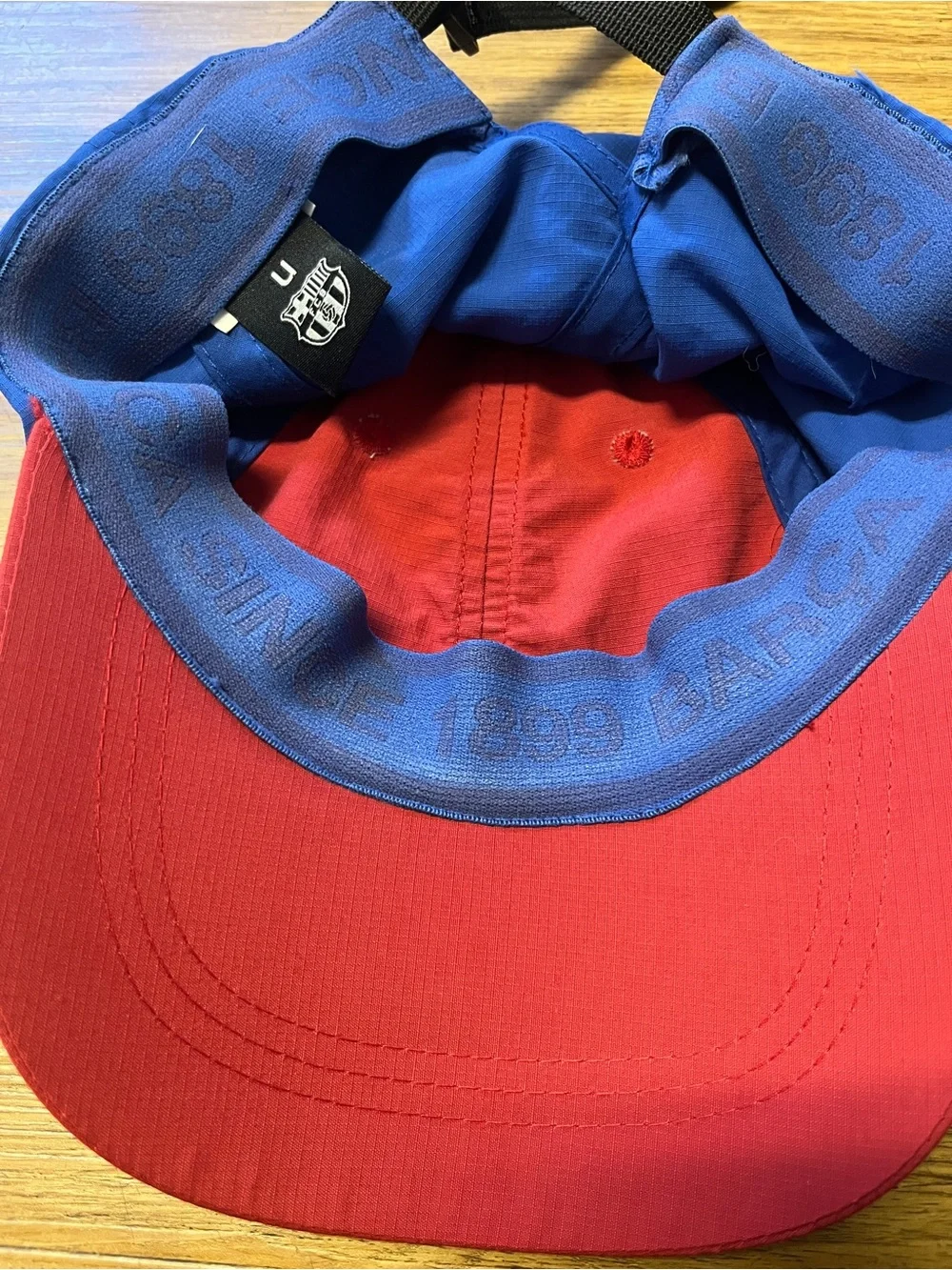 FC Barcelona El Cant del Barca Hat Cap and Navy Striped Fringe Knit Scarf Set
